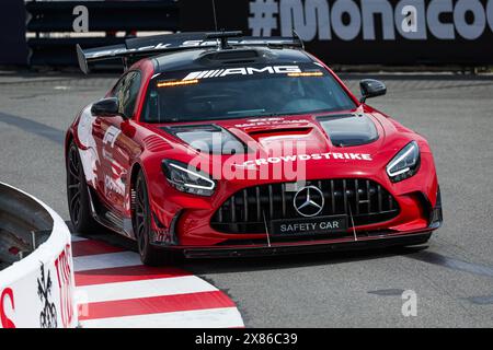 La FIA Mercedes-AMG GT Black Series Safety car lors du Grand Prix de formule 1 de Monaco 2024, 8ème manche du Championnat du monde de formule 1 2024 du 23 au 26 mai 2024 sur le circuit de Monaco, à Monaco Banque D'Images