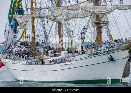 San Diego, États-Unis. 16 mai 2024. Le navire d'entraînement ARM Cuauhtémoc Sail est maintenant à quai à l'embarcadère de la rue B et ouvert aux visites. Le grand voilier est une réplique correcte d'époque construite en 1982 pour la marine mexicaine. Depuis sa mise en service, le navire a visité 228 ports dans 73 pays de son histoire en aidant à former des marins mexicains et en partageant la bonne volonté du peuple mexicain, 16 mai 2024, San Diego. **PAS DE VENTES EN SAN DIEGO-SAN DIEGO OUT** crédit : Sipa USA/Alamy Live News Banque D'Images