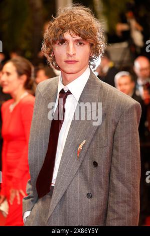 Vassili Schneider BEI der Premiere des Kinofilms 'le Comte de Monte-Cristo' auf dem Festival de Cannes 2024 / 77. Internationale Filmfestspiele von Cannes im Palais des Festivals. Cannes, 22.05.2024 Banque D'Images