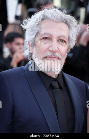 Alain Chabat assiste au tapis rouge « L'amour Ouf » lors de la 77e édition du Festival de Cannes au Palais des Festivals le 23 mai 2024 à Cannes. Photo de David Boyer/ABACAPRESS. COM Banque D'Images