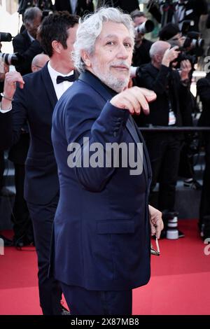 Alain Chabat assiste au tapis rouge « L'amour Ouf » lors de la 77e édition du Festival de Cannes au Palais des Festivals le 23 mai 2024 à Cannes. Photo de David Boyer/ABACAPRESS. COM Banque D'Images