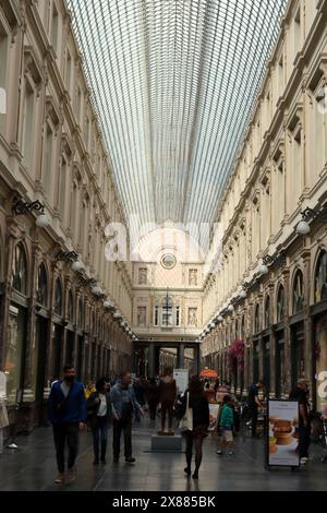 Les Galeries Royales Saint-Hubert ensemble de trois arcades vitrées Bruxelles, Belgique Banque D'Images