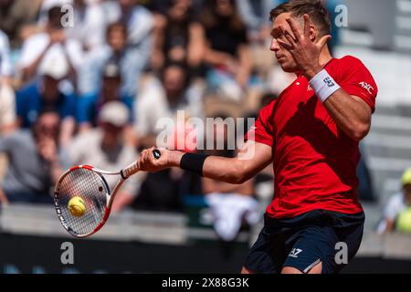 Hamad MEDJEDOVIC (SRB) lors du tournoi de tennis Roland-Garros 2024, ATP et WTA Grand Chelem le 23 mai 2024 au stade Roland-Garros à Paris - photo Alexandre Martins/DPPI crédit : DPPI Media/Alamy Live News Banque D'Images