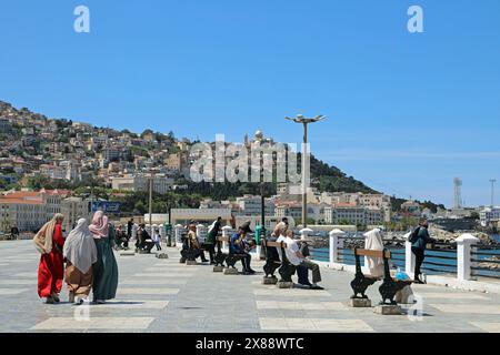 Front de mer du quartier de Bab el Oued à Alger Banque D'Images