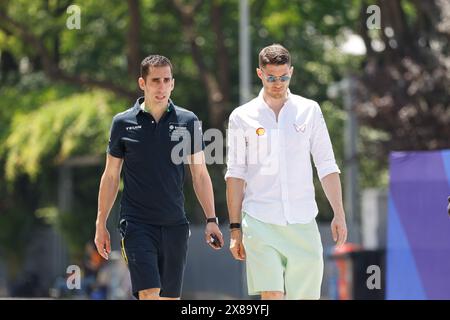 BUEMI Sebastien (SWI), Envision Racing, Jaguar I-type 6, portrait, MORTARA Edoardo (SWI), Mahindra Racing, Mahindra M9Electro, portrait, lors de l'ePrix de Shanghai 2024, 8ème meeting du Championnat du monde ABB FIA Formula E 2023-24, sur le circuit international de Shanghai du 24 au 26 mai 2024 à Shanghai, Chine Banque D'Images