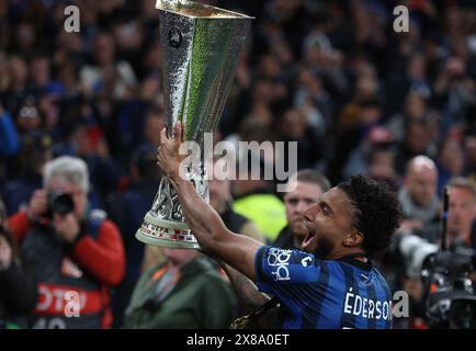 Dublin, Irlande. 22 mai 2024. Éderson d'Atalanta célèbre avec le trophée lors de la finale de l'UEFA Europa League à l'Aviva Stadium, Dublin. Le crédit photo devrait se lire : Paul Terry/Sportimage crédit : Sportimage Ltd/Alamy Live News Banque D'Images