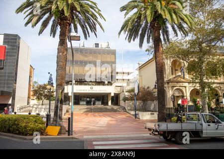 Bureaux et chambres du conseil régional de Tamworth, rue Peel dans le centre-ville de Tamworth, Nouvelle-Galles du Sud, Australie Banque D'Images