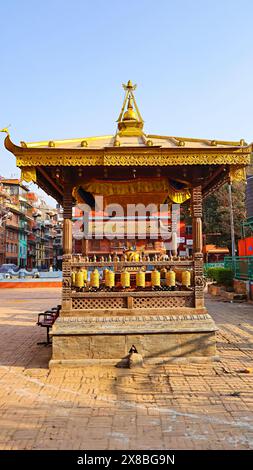 Petit temple de Nandi près de Patan Darbar Square, Katmandou, Népal. Banque D'Images