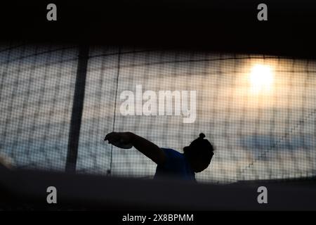 Kobe, Japon. 24 mai 2024. La chinoise Xue Enhui participe à la finale F11 du Discus Throw féminin aux Championnats du monde de para Athlétisme qui se tiennent à Kobe, au Japon, le 24 mai 2024. Crédit : Zhang Xiaoyu/Xinhua/Alamy Live News Banque D'Images