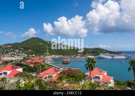 Toujours Thomas, Îles Vierges américaines - 11 septembre 2016 : vue panoramique avec vue sur le port de Charlotte Amalie à compris Thomas. Banque D'Images