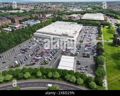 Vue aérienne par drone de l'entrepôt Costco St Rollox Glasgow Banque D'Images