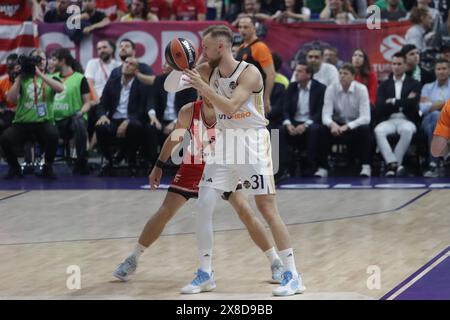 Berlin, Allemagne, 24 mai 2024. Dzanan Musa en action lors du match entre l'Olympiacos et le Real Madrid. Turkish Airlines Euroliga final four Berlin 2024. Crédit : Fabideciria/Alamy Live News Banque D'Images