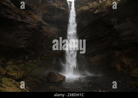 Islande - 2024 05 02, photo de paysage sur Islande, cascade Kvernufoss Banque D'Images