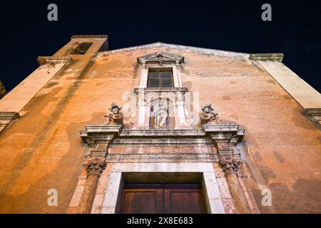 Église Sainte Catherine d'Alexandrie dans la ville de Taormine, Province de Messine, Sicile, Italie, Europe, UE Banque D'Images