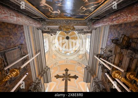 Naples, Italie - 15 août 2023 : Eglise de Santa Maria delle anime del Purgatorio ad Arco, via dei Tribunali, dans le centre historique de la ville. Banque D'Images