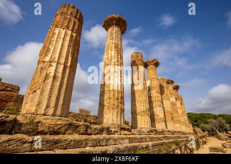 Le temple grec d'Hercule, Vallée des temples, Agrigente, Sicile Banque D'Images