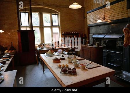 Cragside, maison de William et Margaret Armstrong, cuisine, Northumberland Banque D'Images