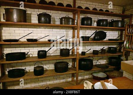 Cragside, maison de William et Margaret Armstrong, cuisine, Northumberland Banque D'Images