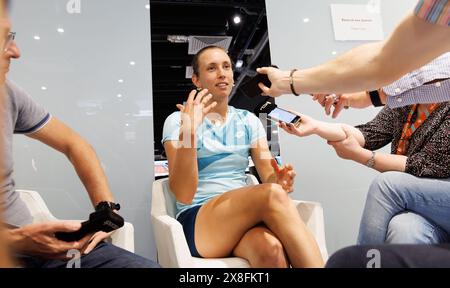 Paris, France. 25 mai 2024. La belge Elise Mertens photographiée lors d’une conférence de presse en prévision du tournoi de tennis Roland Garros French Open, à Paris, le samedi 25 mai 2024. Le tournoi de cette année se déroule du 26 mai au 09 juin. BELGA PHOTO BENOIT DOPPAGNE crédit : Belga News Agency/Alamy Live News Banque D'Images