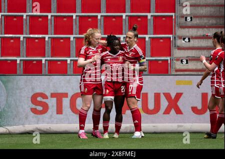 Liège, Belgique. 25 mai 2024. Liège, Belgique, 25 mai 2024 : * lors du match de Play-Off de la Super League de Lotto entre Standard Femina et Club YLA au stade Maurice Dufrasne à Liège, Belgique (Martin Pitsch/SPP) crédit : SPP Sport Press photo. /Alamy Live News Banque D'Images