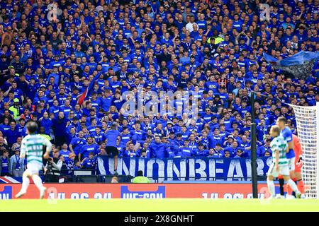 25 mai 2024 ; Hampden Park, Glasgow, Écosse : finale de la Coupe d'Écosse de football, Celtic versus Rangers ; fans des Rangers Banque D'Images