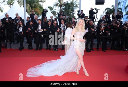 Cannes, France. 25 mai 2024. Les invités assistent au tapis rouge « la plus ancienne des marchandises » (la plus précieuse des cargaisons) lors du 77e Festival de Cannes au Palais des Festivals le 24 mai 2024 à Cannes, France. Photo : DGP/imageSPACE crédit : Imagespace/Alamy Live News Banque D'Images