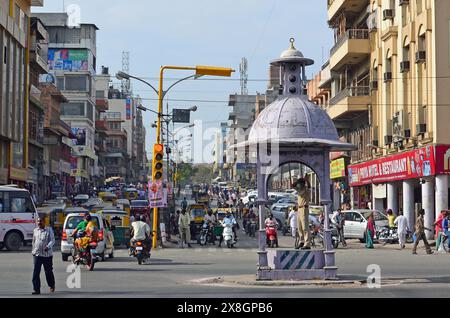 Poste de police à l'intersection dans le centre-ville de Jodhpur, Jodhpur, Rajasthan, Inde Banque D'Images