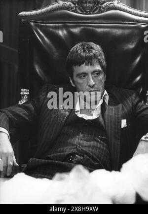 Un portrait de Al PACINO dans le rôle de Tony Montana dans SCARFACE 1983 réalisateur BRIAN DE PALMA scénario OLIVER STONE Universal Pictures Banque D'Images