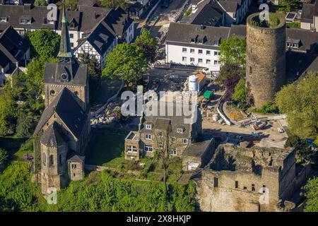 Luftbild, Burgruine Wetter, Burgturm, Evang.-reformierte Kirche, freiheit Wetter, Wetter, Ruhrgebiet, Nordrhein-Westfalen, Deutschland ACHTUNGxMINDESTHONORARx60xEURO *** vue aérienne, ruines du château Wetter, tour du château, église protestante réformée, Freiheit Wetter, Wetter, région de la Ruhr, Rhénanie du Nord-Westphalie, Allemagne ATTENTIONxMINDESTHONORARx60xEURO Banque D'Images