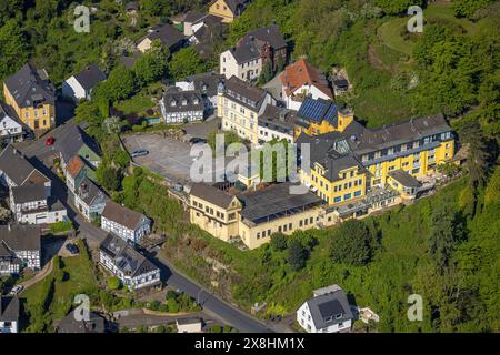 Luftbild, Burghotel Volmarstein, Am Vorberg an der Burgruine, Fachwerkhäuser, Volmarstein, Wetter, Ruhrgebiet, Nordrhein-Westfalen, Deutschland ACHTUNGxMINDESTHONORARx60xEURO *** vue aérienne, Burghotel Volmarstein, am Vorberg aux ruines du château, maisons à colombages, Volmarstein, Wetter, Ruhr, Rhénanie du Nord-Westphalie, Allemagne ACHTUNGxMINDESTHONORARx60xEURO Banque D'Images