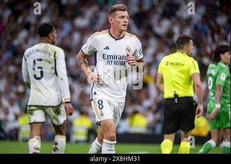 Madrid, Espagne. 25 mai 2024. Toni Kroos du Real Madrid vu lors du match de football la Liga EA Sports 2023/24 entre le Real Madrid et le Real Betis à l'Estadio Santiago Bernabeu le 25 mai 2024 à Madrid, Espagne. Crédit : Agence photo indépendante/Alamy Live News Banque D'Images