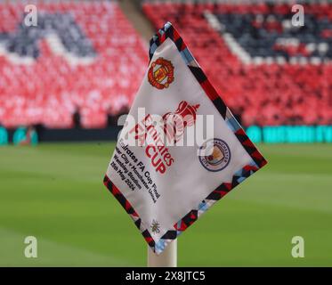 Londres, Royaume-Uni. 25 mai 2024. LONDRES, ANGLETERRE - drapeau Cornor lors du match de football de la finale de la Coupe FA Emirates entre Manchester City et Manchester United au stade de Wembley le 25 mai 2024 à Londres, Angleterre. Crédit : action Foto Sport/Alamy Live News Banque D'Images