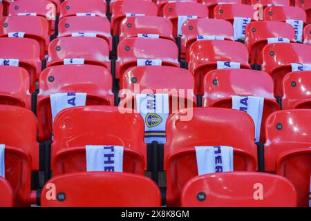 Londres, Royaume-Uni. 26 mai 2024. Écharpes Leeds dans le Leeds End pendant le match final du Sky Bet Championship Play-Off Leeds United vs Southampton au stade de Wembley, Londres, Royaume-Uni, le 26 mai 2024 (photo par Gareth Evans/News images) à Londres, Royaume-Uni le 26/05/2024. (Photo de Gareth Evans/News images/SIPA USA) crédit : SIPA USA/Alamy Live News Banque D'Images