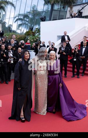 Cannes, France, 24.5,2024, Iris Berben, Andie MacDowell et Dame Helen Mirren à la première de la plus ancienne des Marchandises (The Most Banque D'Images