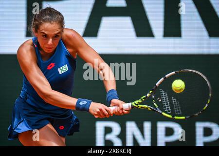 Paris, France, France. 26 mai 2024. Lucia BRONZETTI d'Italie lors de la première journée de Roland-Garros 2024, Open de France 2024, tournoi de tennis du Grand Chelem au stade Roland-Garros le 26 mai 2024 à Paris, France. (Crédit image : © Matthieu Mirville/ZUMA Press Wire) USAGE ÉDITORIAL SEULEMENT! Non destiné à UN USAGE commercial ! Banque D'Images