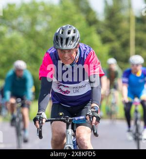 Brentwood, royaume-uni, 26 mai 2024 Ride London à partir du centre de Londres, vous glisserez de Victoria Embankment dans le comté historique d'Essex via la forêt d'Epping, à travers de superbes villes et villages ruraux - y compris Epping, Ongar, Great Dunmow, Felsted et Writtle – avant de pédaler jusqu’à une arrivée spectaculaire dans le centre de Londres crédit : Richard Lincoln/Alamy Live News Banque D'Images