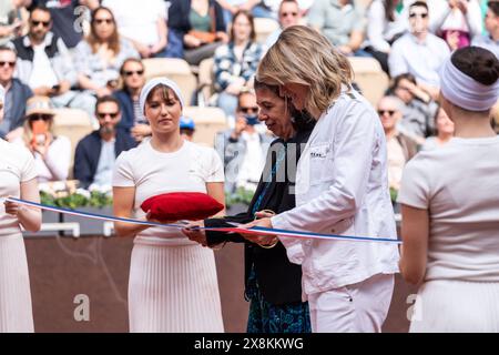 Paris, France. 26 mai 2024. Amélie Mauresmo, directrice de l’Open de France, lors de la cérémonie d’ouverture de l’Open de France 2024, Roland-Garros 2024, ATP et WTA Grand Chelem, le 26 mai 2024 au stade Roland-Garros à Paris, France. Photo de Alexis Jumeau/ABACAPRESS. COM Credit : Abaca Press/Alamy Live News Banque D'Images