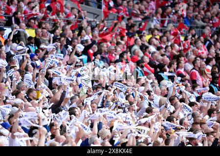 Les fans de Leeds United et Southampton lors de la finale des play-off du Sky Bet Championship au stade de Wembley, à Londres. Date de la photo : dimanche 26 mai 2024. Banque D'Images