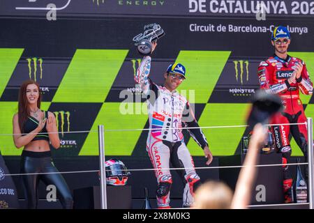 Barcelone, ESP. 26 mai 2024. Barcelone, Espagne. Circuit de Barcelona Catalunya. Mai 26 2024 jour de la course. Moto GP Jorge Martín (89) de Prima Pramac Racing célèbre la deuxième place sur le podium lors du MotoGP Gran Premi Monster Energy de Catalunya. MotoGP 24-25-26 mai 2024, au circuit de Barcelona-Catalunya à Barcelone, Espagne. Crédit : Rosdemora/Alamy Live News Banque D'Images