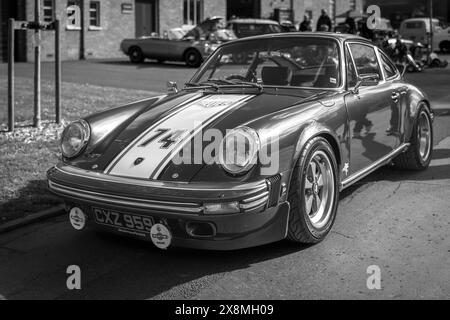 Porsche 911 1979, exposée au April Scramble qui s'est tenu au Bicester Heritage Centre le 21 avril 2024. Banque D'Images