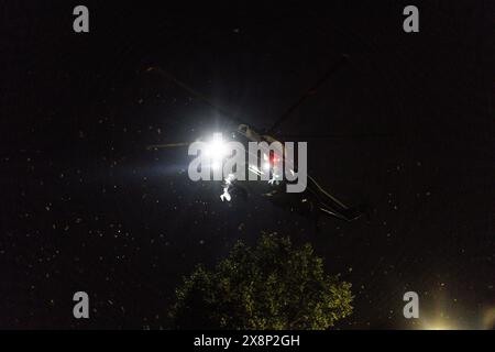 Washington, États-Unis. 26 mai 2024. Marine One arrive à Fort McNair à Washington, DC, le 26 mai 2024. (Photo de Tierney L. Cross/Sipa USA) crédit : Sipa USA/Alamy Live News Banque D'Images