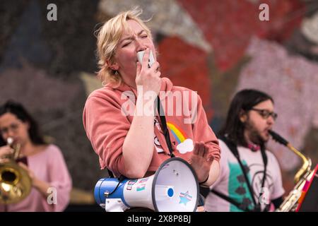 Seattle, États-Unis. 26 mai 2024. Le 53e festival annuel de la vie folklorique jour trois au Seattle Center. L'événement apporte quatre jours complets de musique, d'art, de nourriture et de divertissement à Seattle. Crédit : James Anderson/Alamy Live News Banque D'Images