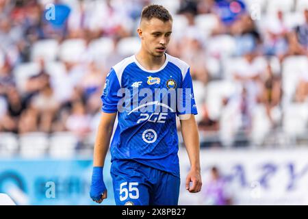 Lodz, Pologne. 25 mai 2024. Maksymilian Pingot de Stal vu lors du match polonais PKO Bank Polski Ekstraklasa League entre LKS Lodz et PGE FKS Stal Mielec au stade municipal de Wladyslaw Krol. Score final ; LKS Lodz 3:2 PGE FKS Stal Mielec. Crédit : SOPA images Limited/Alamy Live News Banque D'Images