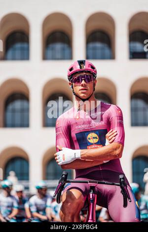 Rome, Italie. 26 mai 2024. Photo Zac Williams/SWpix.com - 26/05/2024 - cyclisme - 2024 Giro d'Italia, Stage 21 - Rome - Rome - Italie - Jonathan Milan, Lidl Trek. Crédit : SWpix/Alamy Live News crédit : SWpix/Alamy Live News Banque D'Images