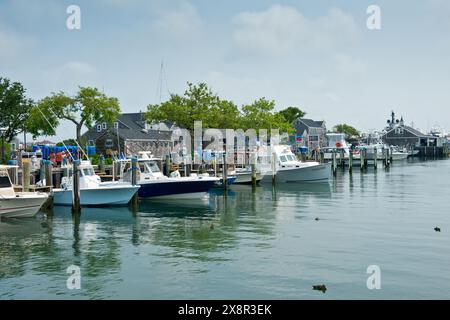 Yachts amarrés dans le port de Nantucket. Nantucket Island, Massachesetts, États-Unis d'Amérique Banque D'Images