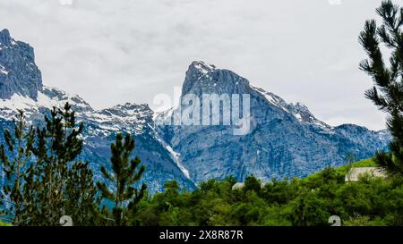 Sommets des alpes albanaises Banque D'Images