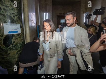 Milan, Italie. 27 mai 2024. La Sorella di Giulia Tramontano con il fidanzato all'Udienza del Processo ad Alessandro Impagnatiello per l'omicidio di Giulia Tramontano - Cronaca - Milano, Italia - Lunedì, 27 Maggio 2024 (foto Stefano Porta/LaPresse) audience du procès d'Alessandro Impagnatiello pour le meurtre de Giulia Tramontano - lundi 27 mai 2024 (photo Stefano Porta/LaPresse) crédit : LaPresse/Alamy Live News Banque D'Images