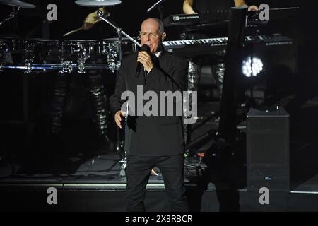 LONDRES, ANGLETERRE - MAI 26 : Neil Tennant de « Pet Shop Boys » se produisant au KOKO le 26 mai 2024 à Londres, Angleterre. CAP/Mar ©Mar/Capital Pictures Credit : Capital Pictures/Alamy Live News Banque D'Images