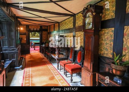 À l'intérieur de Speke Hall, un manoir Tudor à charpente de bois à Speke, Liverpool, Angleterre, Royaume-Uni Banque D'Images
