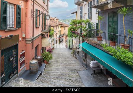 Les célèbres marches de Salita Serbelloni à Bellagio sur le lac de Côme en Italie Banque D'Images